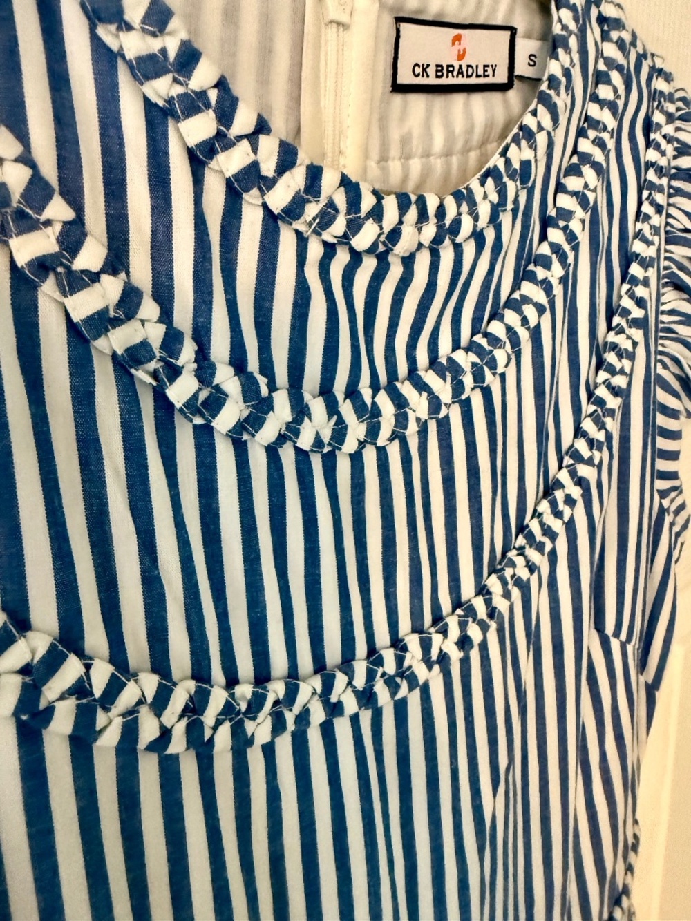 Like new CK Bradley Midi dress - Picture 3 of 5